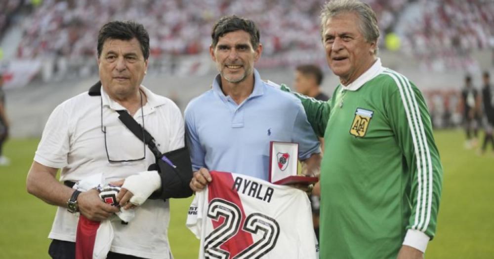 Passarella, Ayala y Fillol, entre los campeones homenajeados en el Monumental.