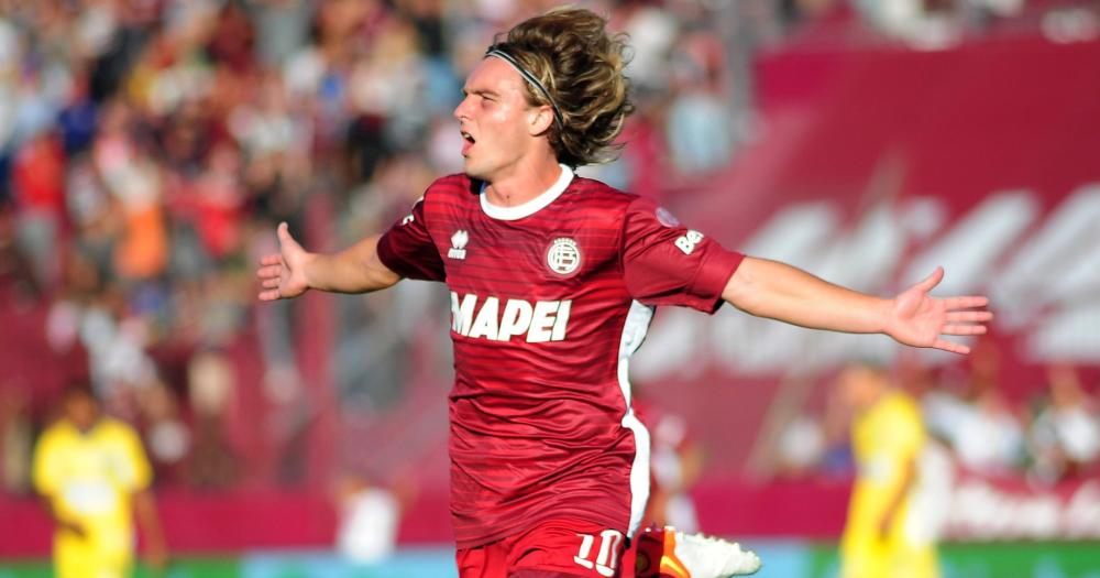 Con un Pepo brillante, Lanús ganó y es puntero