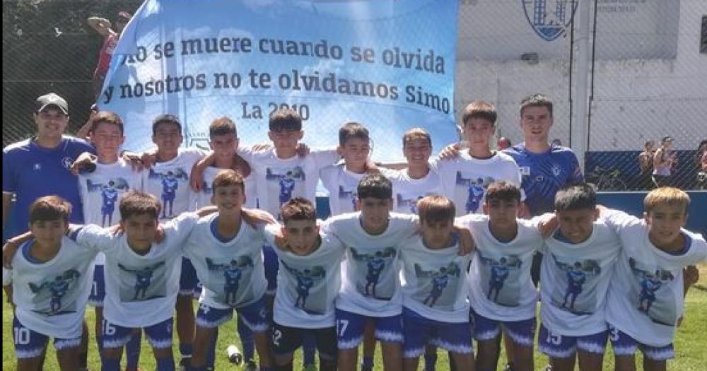 El homenaje de sus compañeros a Simón Vivas
