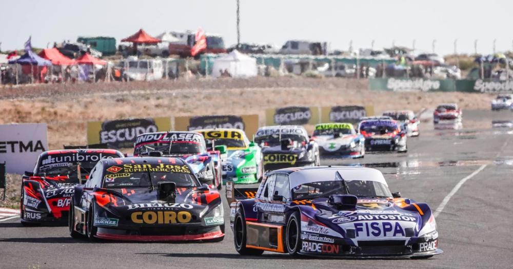 Agustín Herrera por delante del pelotón. El de Olavarría cuidó hasta donde pudo el 4to. lugar.