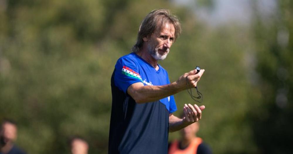 Hugo Alves es el ayudante de Gareca en Vélez