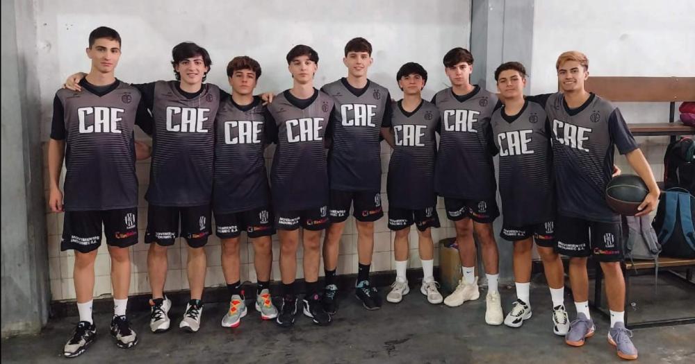 Estudiantes se presentó en Azul ante Chacarita Juniors.