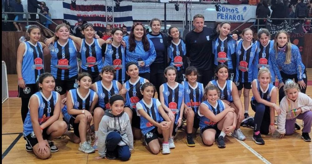 Las chicas de Ferro Carril Sud estuvieron en Tandil.