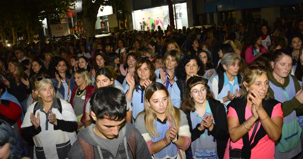 Centenares de docentes autoconvocados marcharon contra "el destrato y las falsas denuncias"
