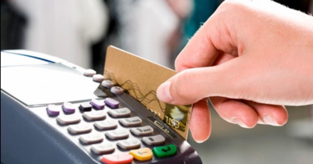 Desde qué monto AFIP vigila los gastos con tarjeta de débito