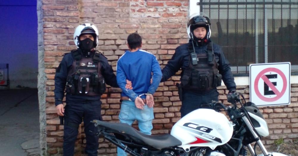 Se escapó de un control vehicular y terminó aprehendido