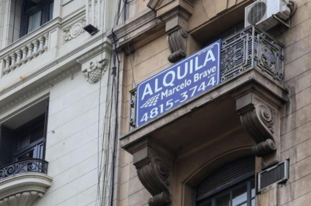 El Gobierno reduce la tasa del Registro de la Propiedad Inmueble y limita intereses en planes de pago