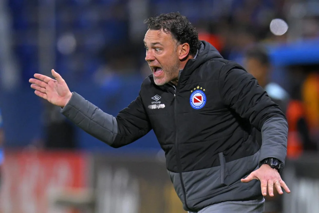 BOMBAZO: GABY MILITO DEJÓ DE SER EL ENTRENADOR DE ARGENTINOS