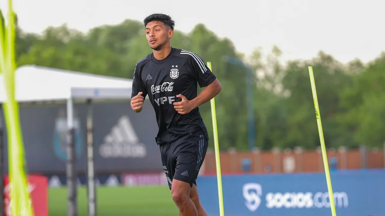 ALARMA EN BOCA: CRISTIAN MEDINA, DESAFECTADO DE LA SUB 23 POR UNA LESIÓN