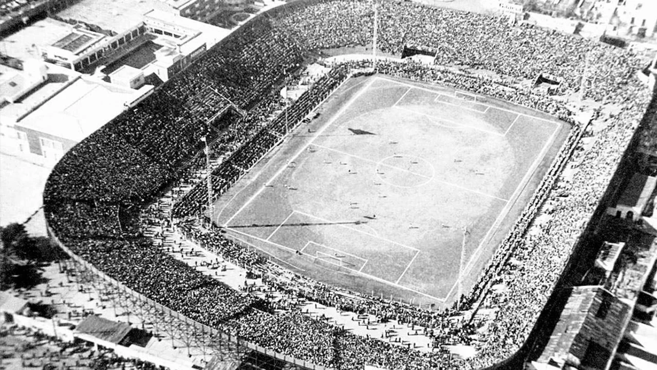El último partido en el viejo Gasómetro se jugó en diciembre de 1979, cuando el local y Boca empataron 0 a 0.