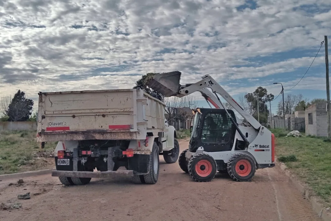 El Municipio realiza tareas de mantenimiento en Villa Magdalena, Villa Aurora y Barrio Sarmiento