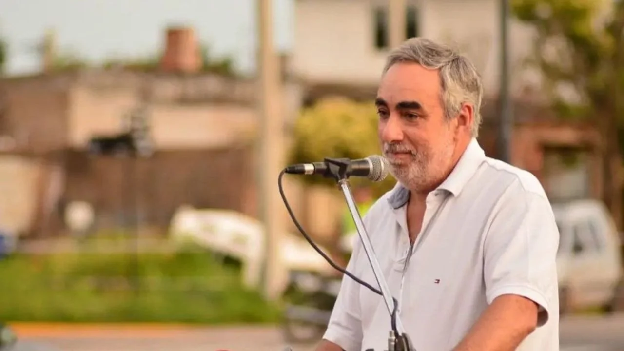 Visita de Miguel Fernández a la localidad.