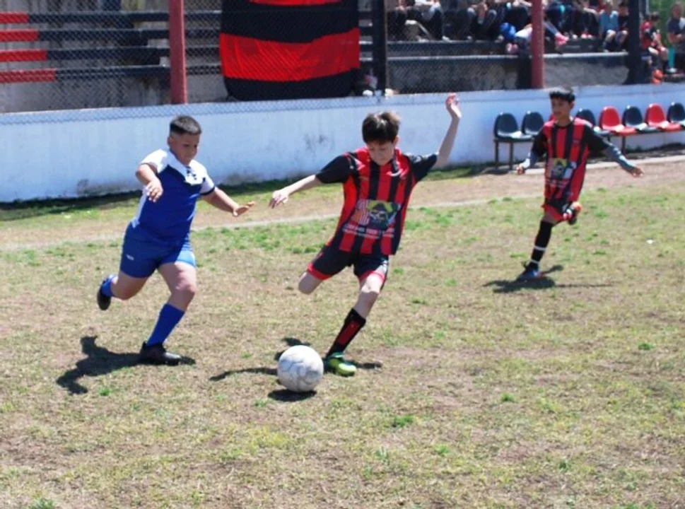 Programación de partidos pendientes en la Liga Veinticinqueña de Fútbol