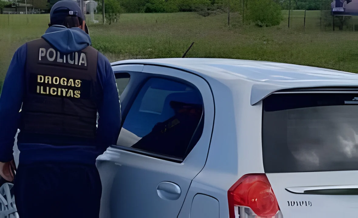 Operativos intensivos contra el tráfico de drogas en Azul