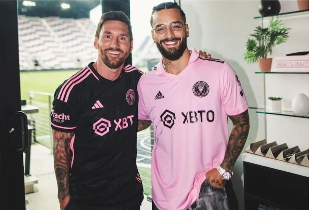 MESSI SE MOVIÓ COMO UNO MÁS AL RITMO DE MALUMA