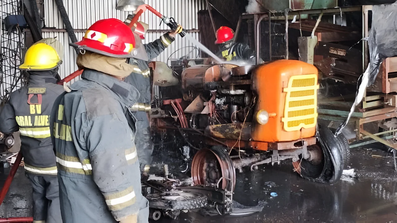 Incendio en Galpón Rural en establecimiento 'La Falda'