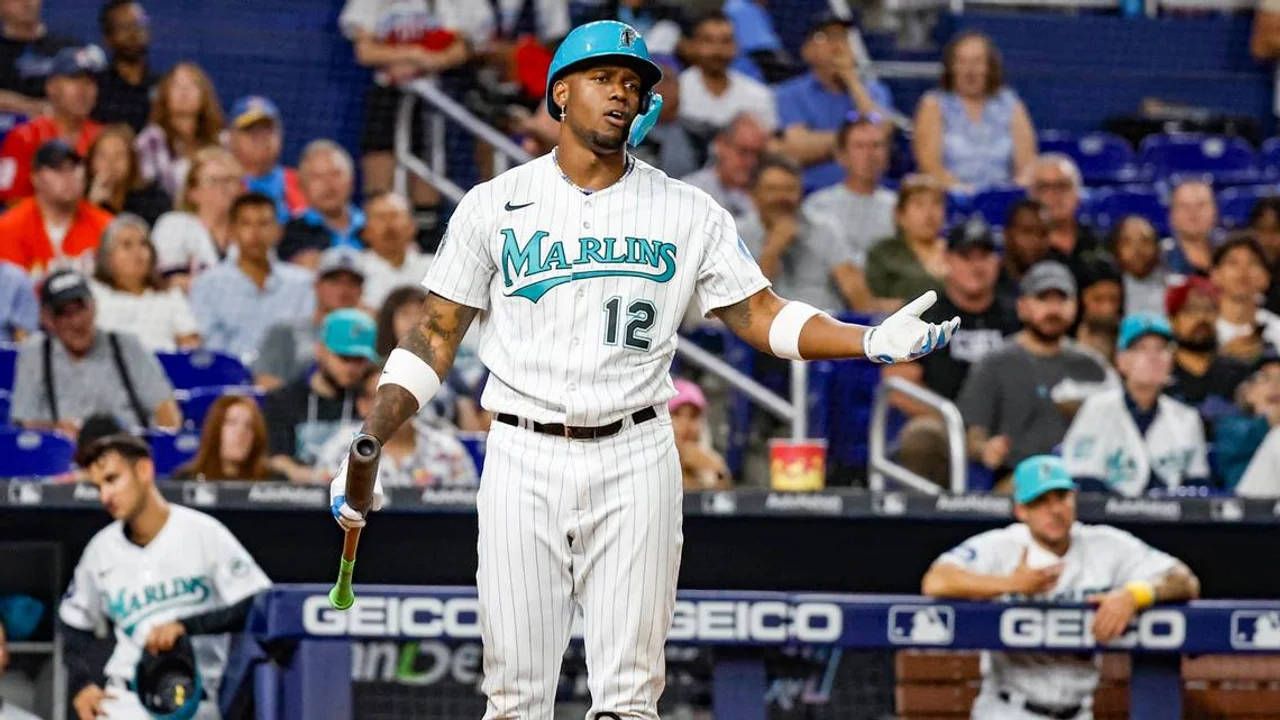 No hay oferta calificada de $20 millones para slugger cubano, quien parece alejarse más de los Marlins