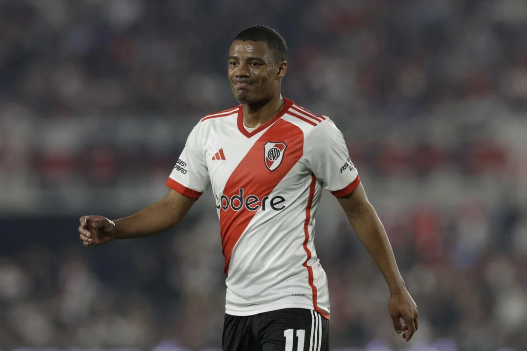 RIVER: DE LA CRUZ DESDE EL VAMOS, PERO NO SE SABE POR QUIÉN
