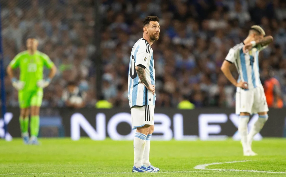 LEO MESSI: DEL ENOJO CON UGARTE POR LOS GESTOS AL "YA SE VE LA MANO DE BIELSA" EN URUGUAY