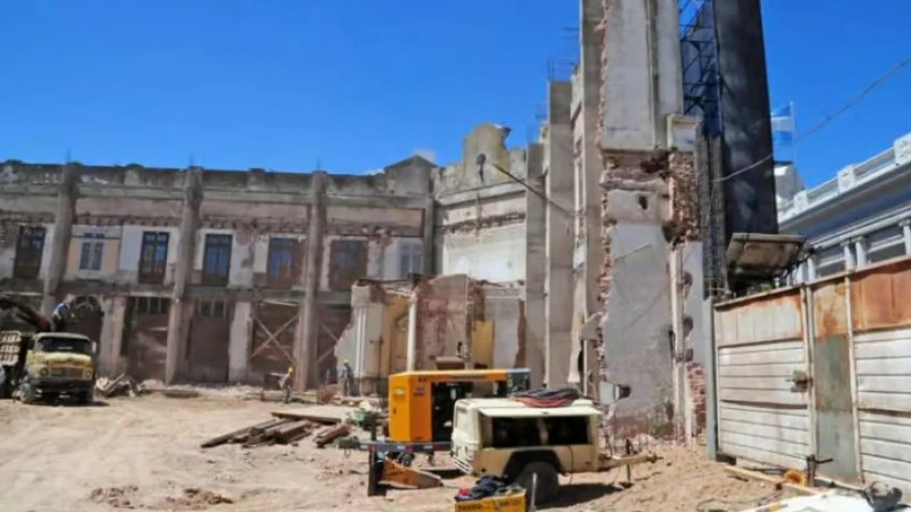 Cierre de circulación en Tandil por desmontaje de grúa torre el 3 de diciembre