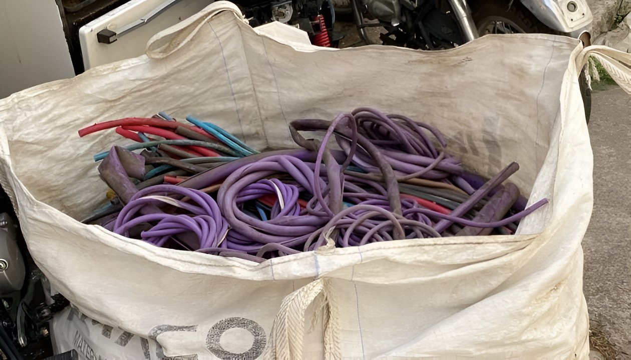 Robo de cables: Una inspección a un local de compra-venta reveló un mercado  ilegal - El Popular Hoy