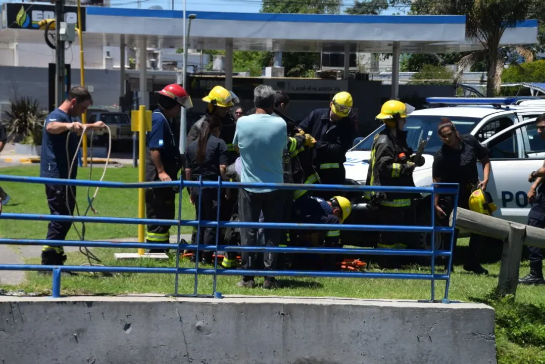 ¡Caida al Arroyo y Rescate Tardío!: Tensión en Olavarría tras Incidentes Acuáticos