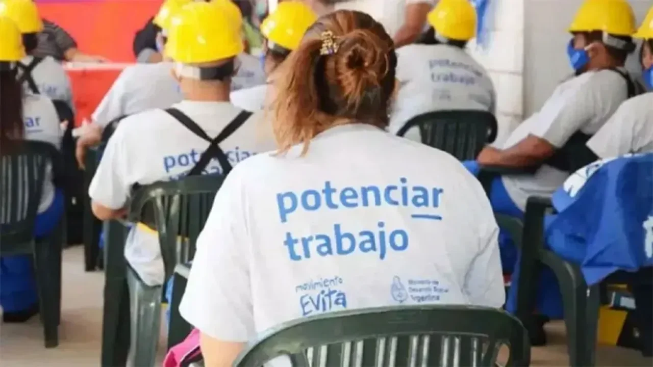 La Administración Milei Revela Fraude en Planes Sociales y Prepara Sanciones