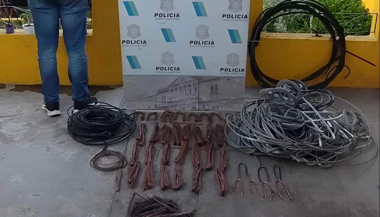 Descubren 70 kilos de cables de cobre robados en chatarrería de Sierras Bayas