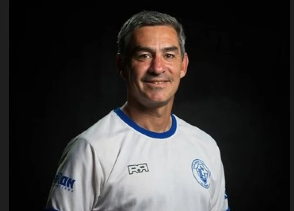 Néstor Ramírez Anuncia su Retiro como Jugador para Convertirse en el Nuevo Entrenador de El Fortín