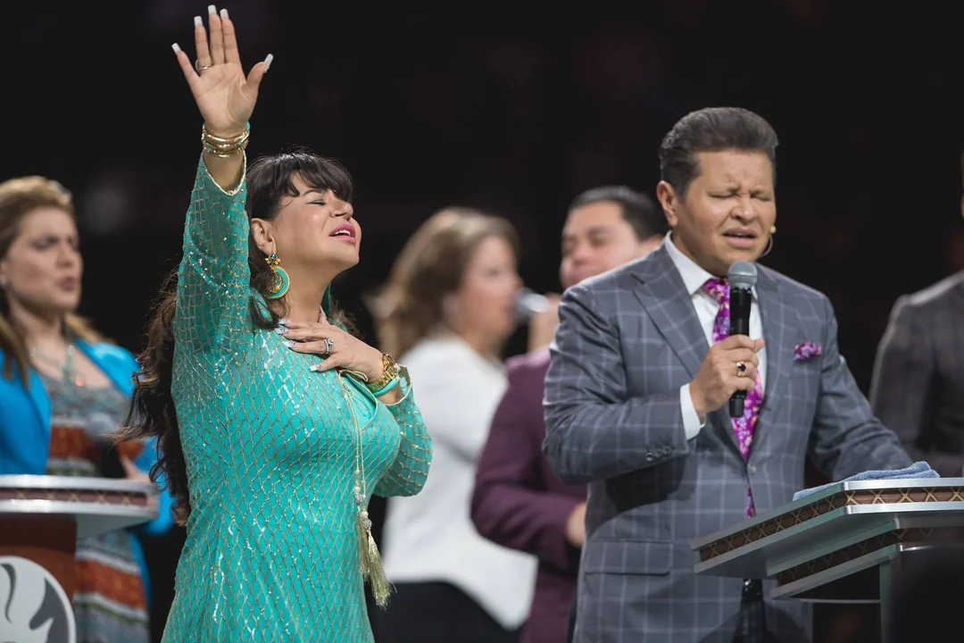  ¡No te Pierdas el Poderoso Directo del Pastor Guillermo Maldonado!