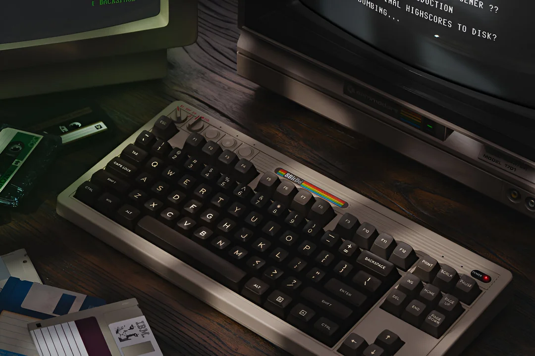 Descubre el nuevo teclado mecánico retro inspirado en el Commodore 64