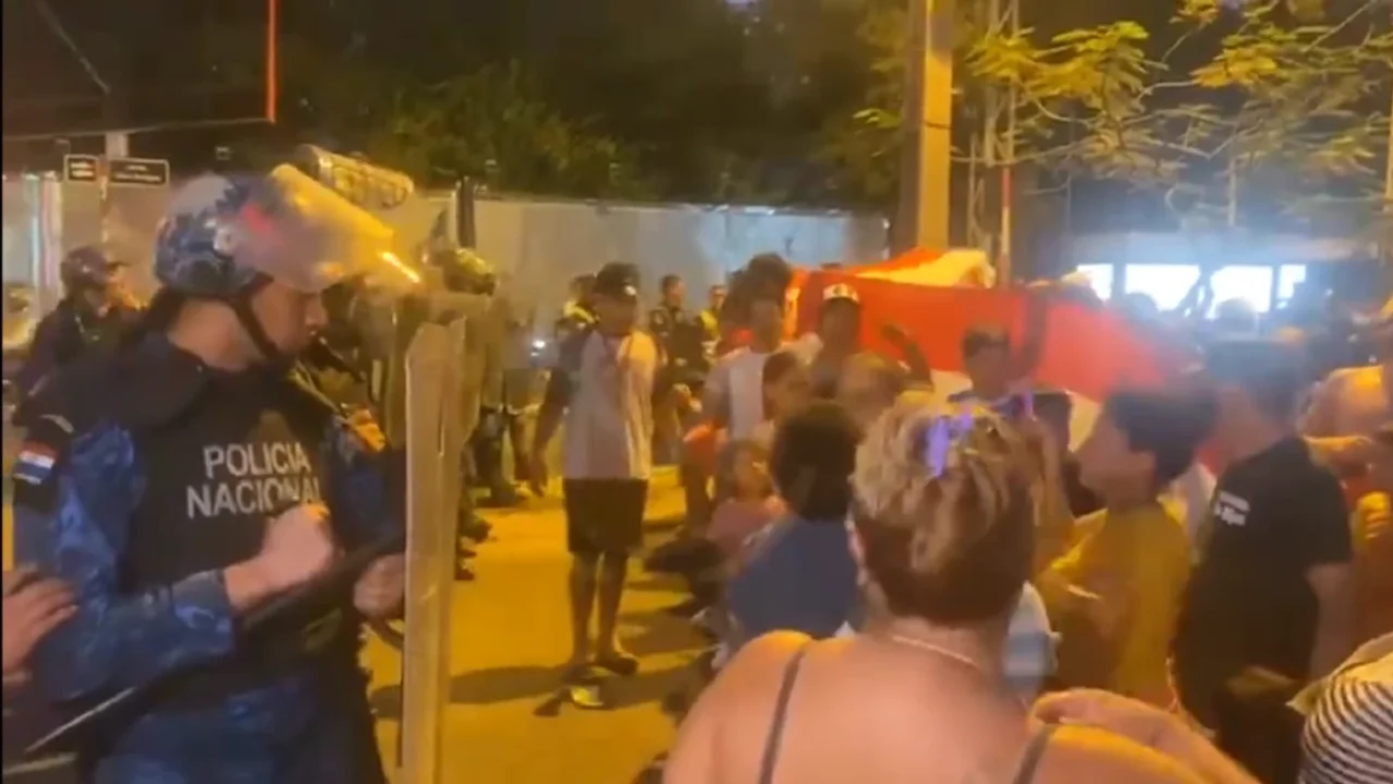 Pobladores de Bañado Norte piden no ser desalojados ante “plan maestro” de Nenecho