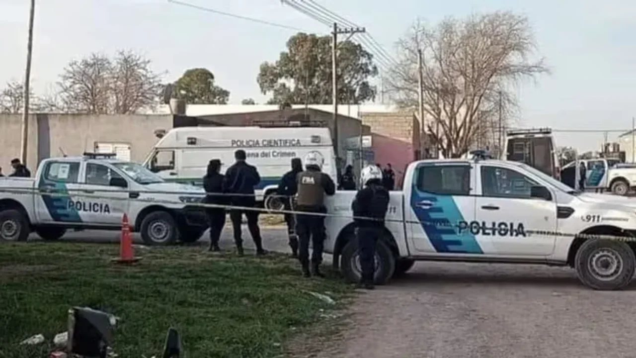 Un policía que trabajaba como chofer de una app de viajes asesinó a un delincuente que intentó robarle