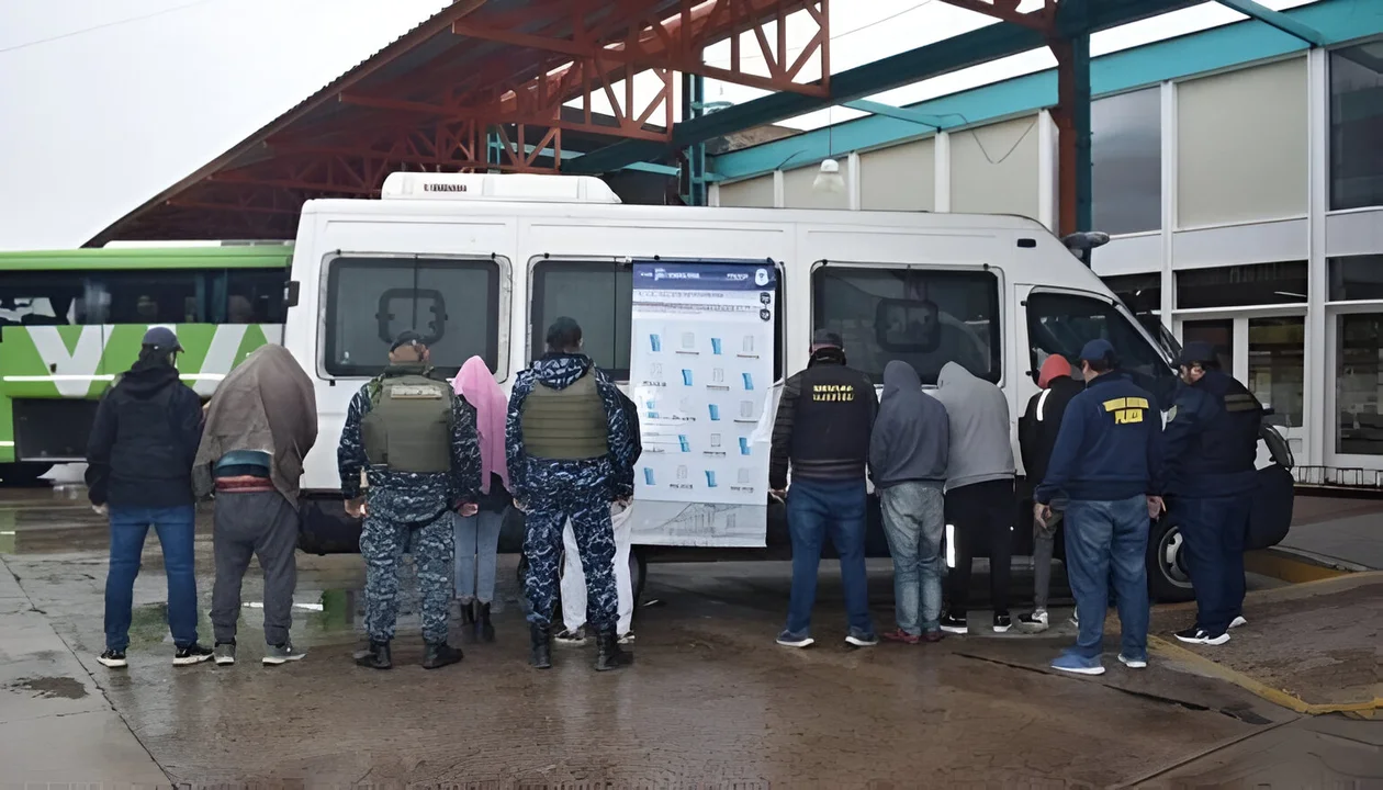 Golpe al narcotráfico: Detenidas seis personas en Bolívar, Sierra Chica y Pehuajó