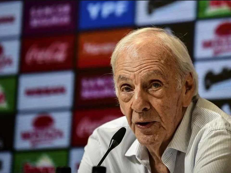 Último adiós a César Luis Menotti en la AFA: detalles del velorio