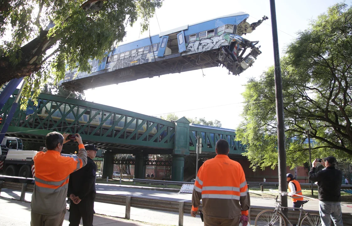 Cómo funciona el tren San Martín tras el choque de dos formaciones