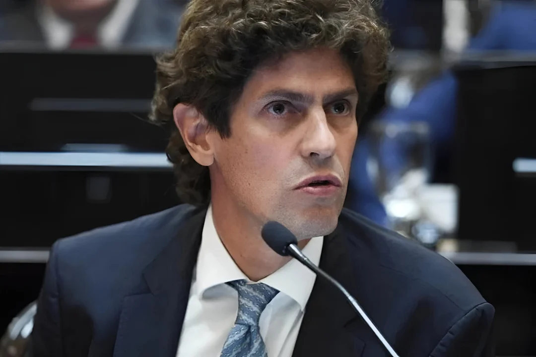 Lousteau marca condiciones para votar Ley de Bases y Paquete Fiscal en el Senado