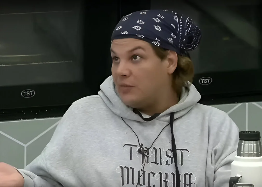 Bautista enfrenta a Emmanuel por victimizarse frente a Furia en Gran Hermano