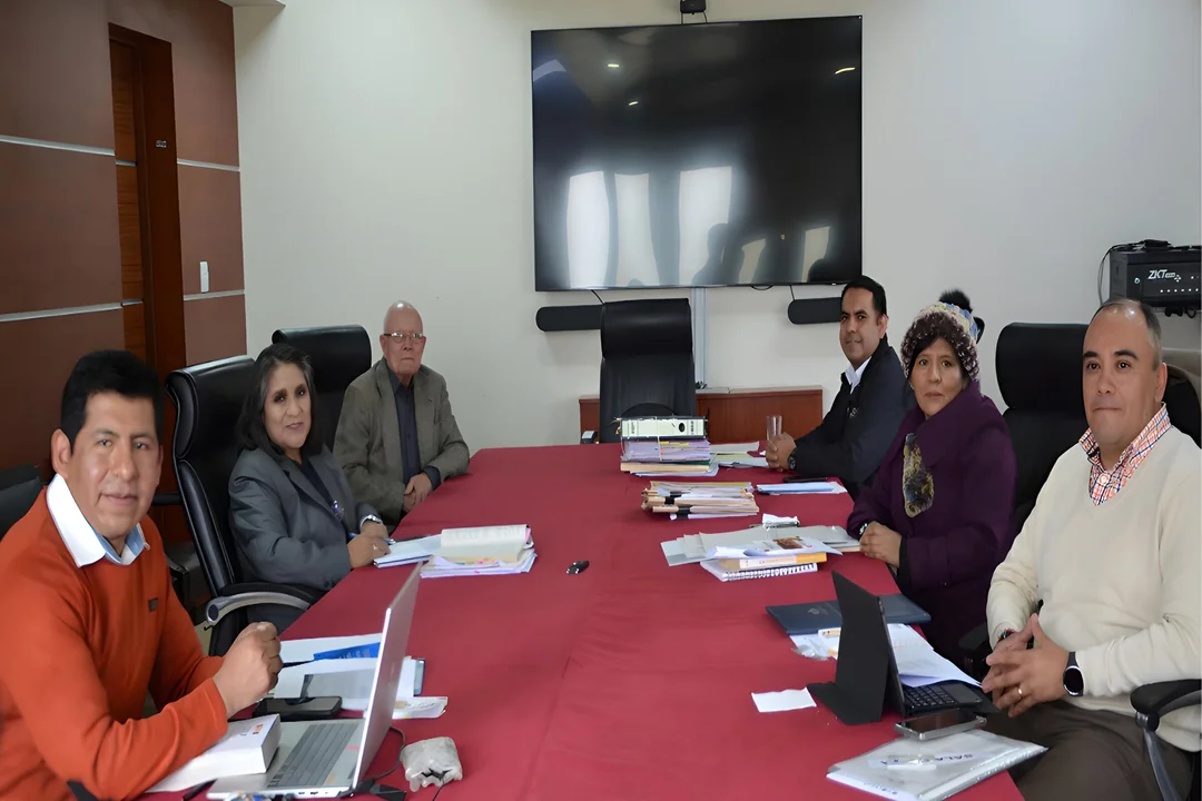 Expectativa en Bolivia: TSE retrasa veredicto sobre congreso arcista del MAS