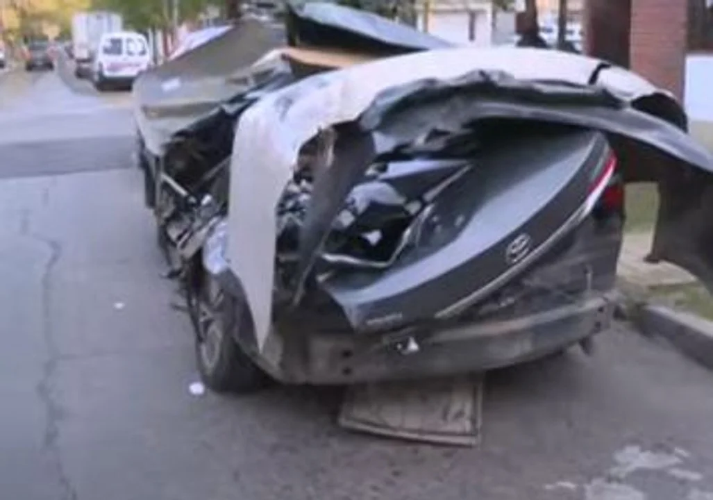 Así quedó en Toyota Corolla en el que iban Quirno y sus dos hijos