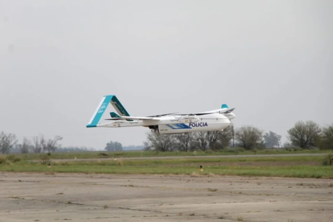 Primer vuelo judicial con drones en el Aeródromo Municipal de Bolívar