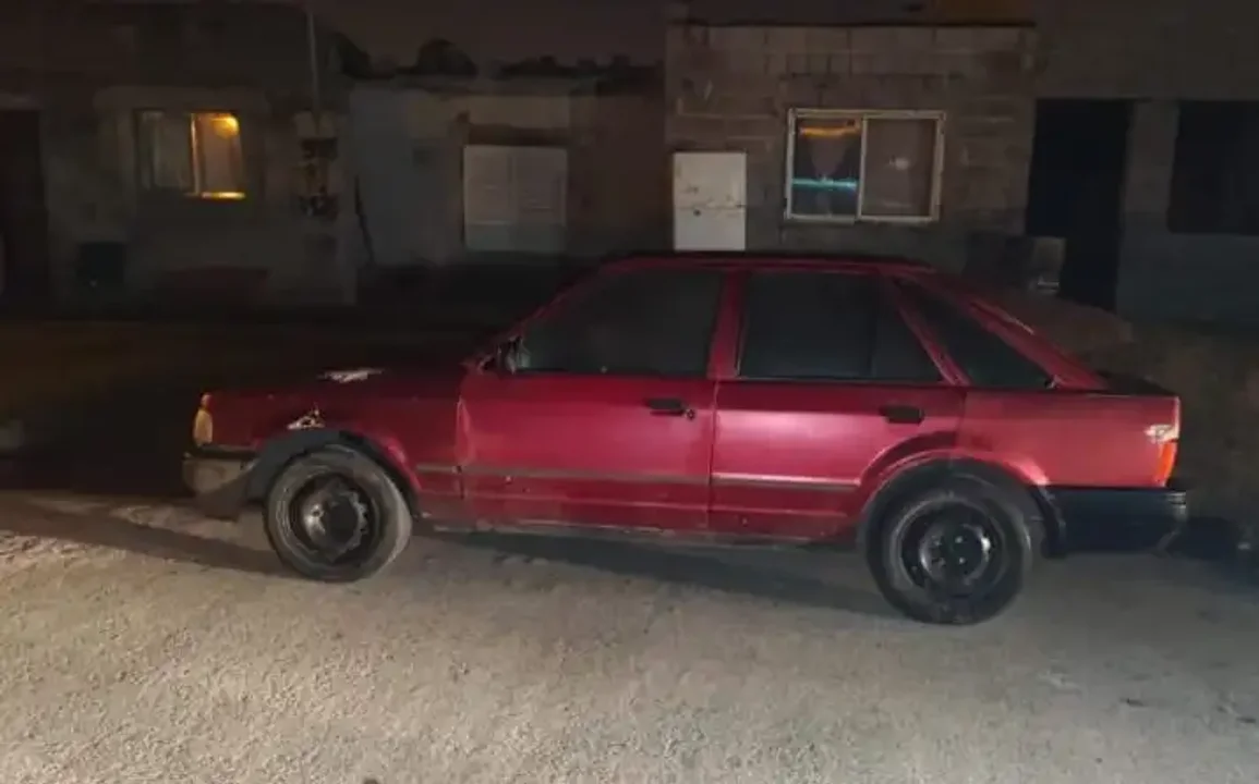 Policía encuentra auto robado en el Microcentro