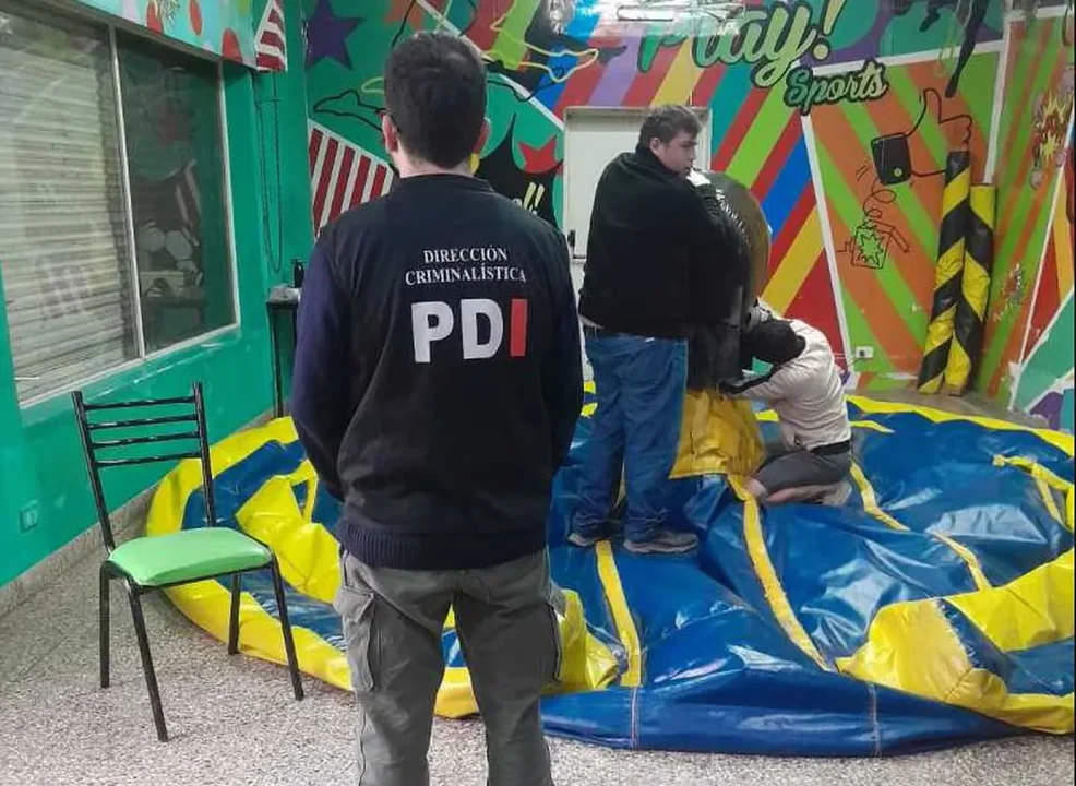 Tragedia en Venado Tuerto: Muerte de niña en pelotero despierta controversia sobre medidas de seguridad