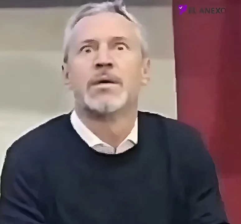 Mario Peña aclara comportamiento extraño en conferencia: "No estaba drogado"