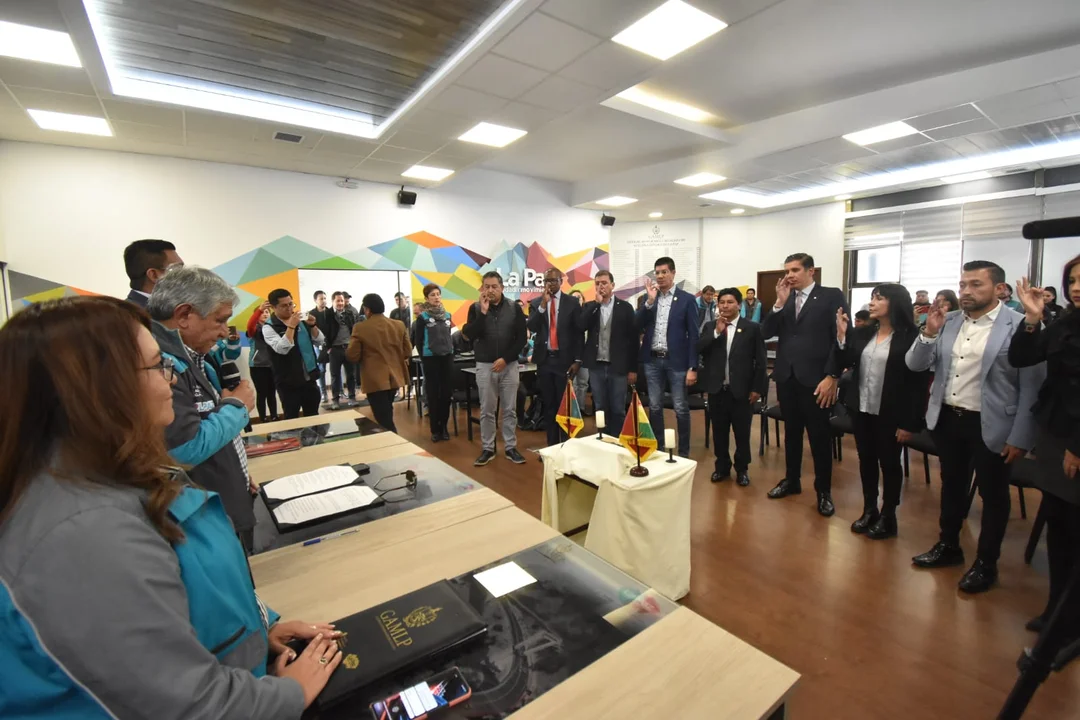 Posesión de nuevas autoridades GAMLP