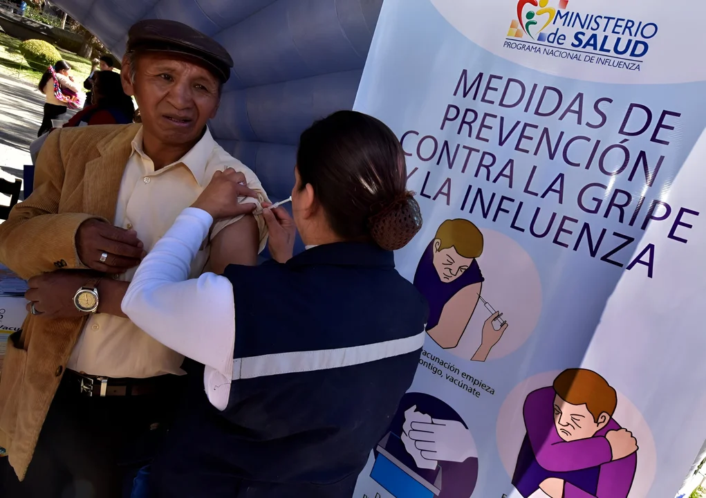 Bolivia avanza en la vacunación contra la influenza: 580.000 dosis aplicadas