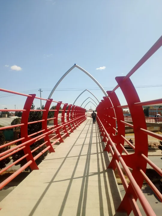 Alcaldía denuncia robo de cables y luminarias en el distribuidor el Mallku y en pasarela de la 6 de Marzo.