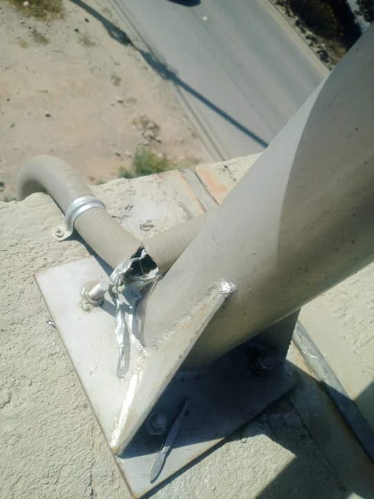 Alcaldía denuncia robo de cables y luminarias en el distribuidor el Mallku y en pasarela de la 6 de Marzo.