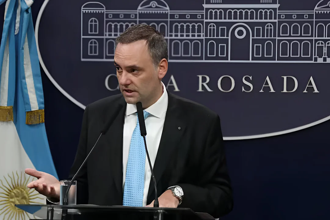 El Gobierno responde a críticas por asignación millonaria a la nueva SIDE