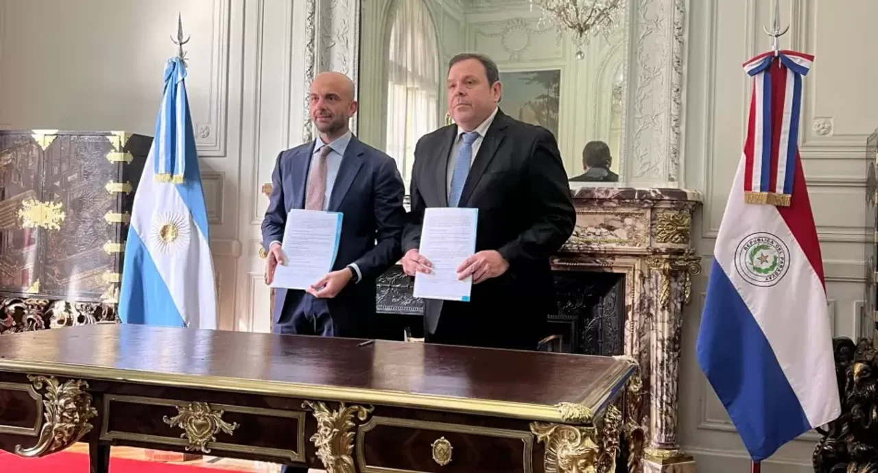 Argentina y Paraguay sellan acuerdo histórico para promover vuelos y turismo